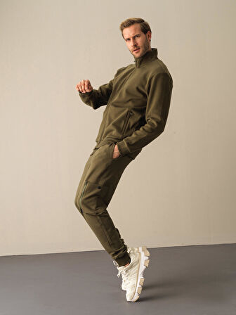 Xint Haki Regular Fit Sweatmont