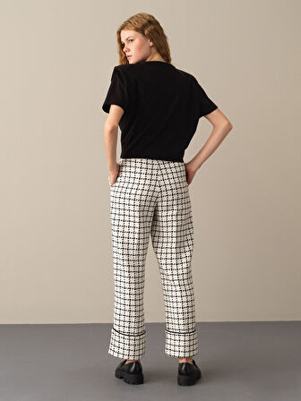 Xint Siyah Oversize Vatkalı Tişört