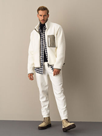 Xint Beyaz Oversize Kuzu Mont