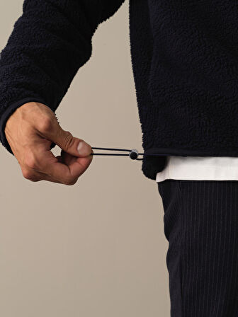 Xint Lacivert Oversize Kuzu Mont