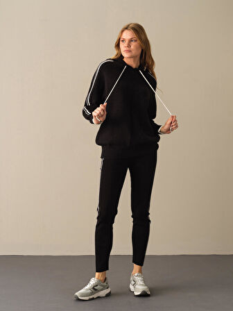 Xint Siyah Oversize Kazak