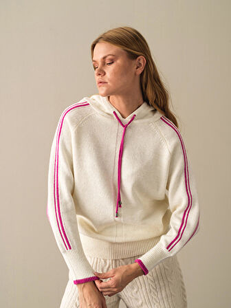 Xint Ekru Oversize Kazak