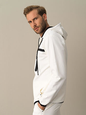 Xint Beyaz Regular Fit Sweatmont