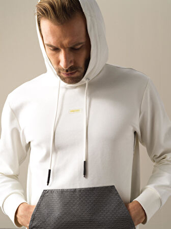 Xint Beyaz Regular Fit Sweatshirt