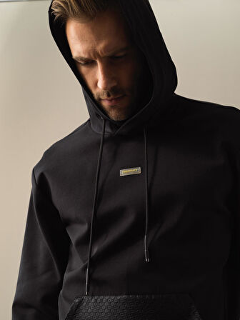 Xint Siyah Regular Fit Sweatshirt