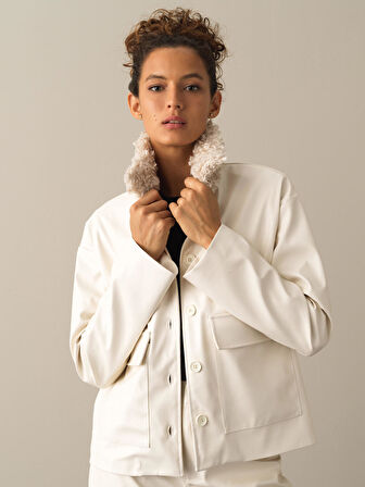 Xint Ekru Deri Görünümlü Oversize Ceket