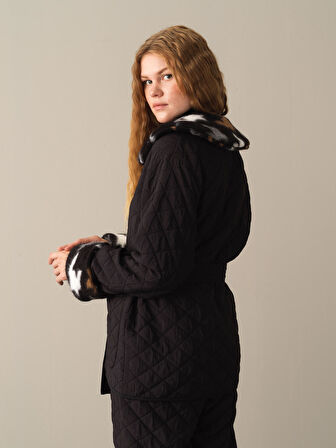 Xint Siyah Kürklü Oversize Ceket