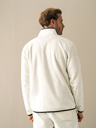 Xint Beyaz Regular Fit Polar Sweatshirt