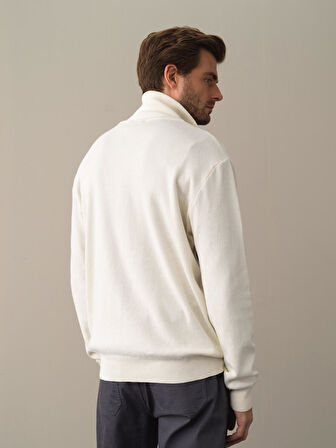 Xint Ekru Regular Fit Sweatshirt