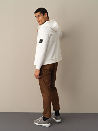 Xint Beyaz Slim Fit Sweatmont