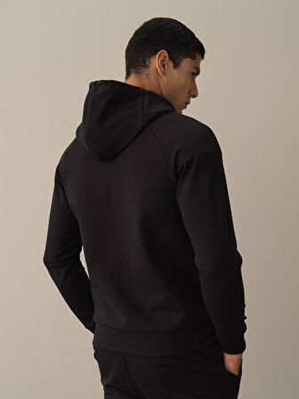 Xint Siyah Slim Fit Sweatmont