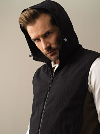 Xint Haki Regular Fit Polar Yelek