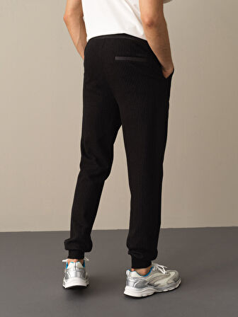 Xint Siyah Regular Fit Jogger Pantolon