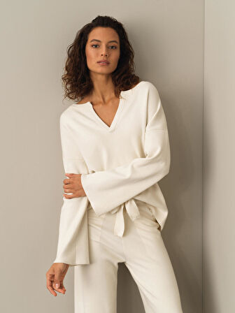 Xint Ekru Oversize Kazak