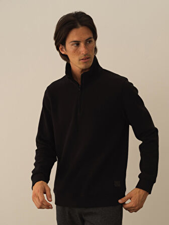 Xint Siyah Pamuk Dokulu Regular Fit Sweatshirt