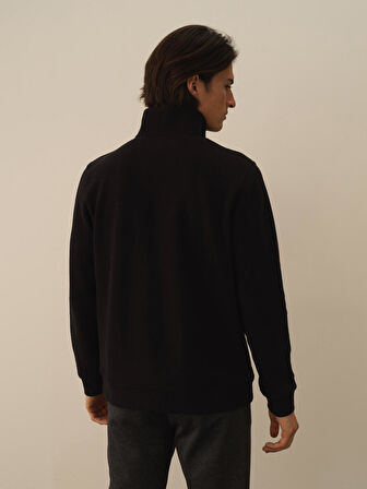 Xint Siyah Pamuk Dokulu Regular Fit Sweatshirt