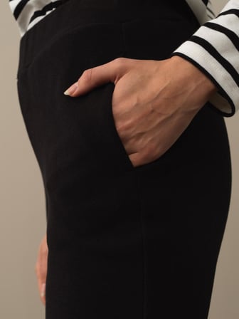 Xint Siyah Pamuk Dokulu Regular Fit Sweat Pantolon