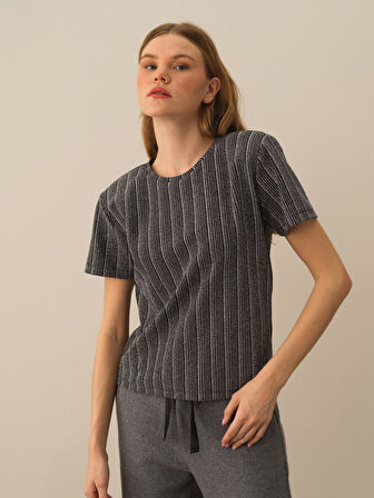 Xint Siyah Işıltılı Lurex Detaylı Regular Fit Bluz