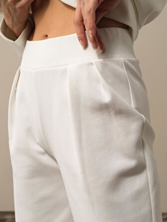 Xint Kırık Beyaz Pamuk Dokulu Oversize Sweat Pantolon