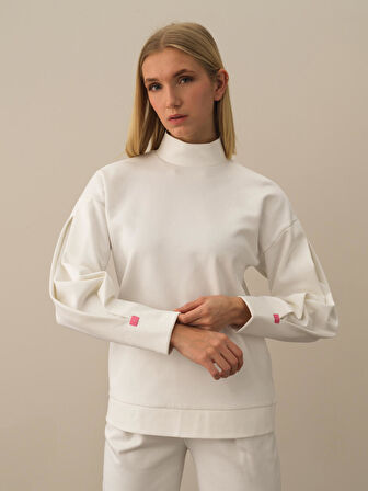 Xint Kırık Beyaz Pamuk Dokulu Oversize Sweatshirt