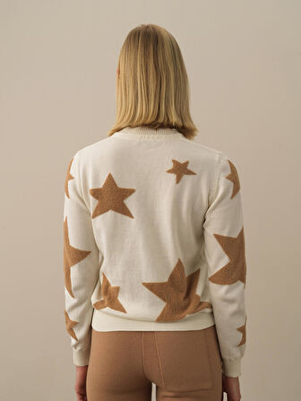 Xint Kırık Beyaz Pamuk Dokulu Regular Fit Kazak