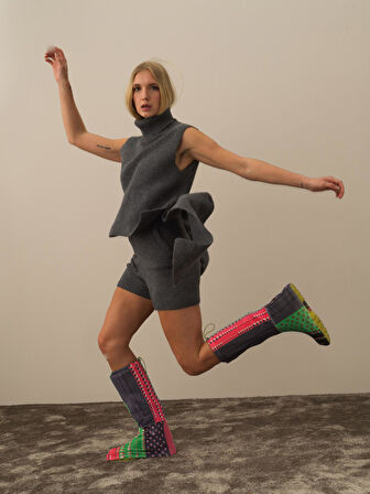 Xint Koyu Gri Doğal Yün Dokulu Regular Fit Yelek