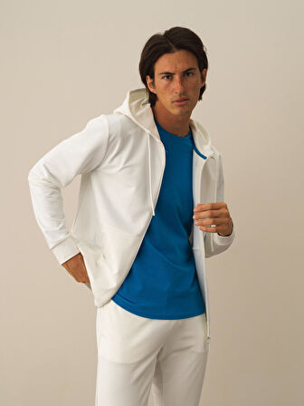 Xint Kırık Beyaz Pamuk Dokulu Slim Fit Sweatmont