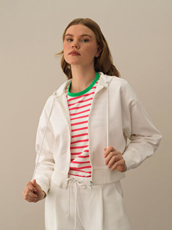 Xint Kırık Beyaz Pamuk Dokulu Regular Fit Sweatmont