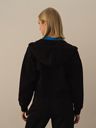 Xint Siyah Pamuk Dokulu Regular Fit Sweatmont