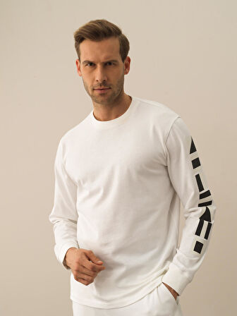 Xint Kırık Beyaz Pamuk Dokulu Regular Fit Uzun Kollu Tişört