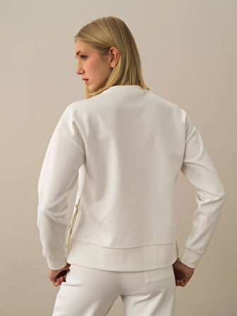 Xint Kırık Beyaz Pamuk Dokulu Oversize Sweatshirt