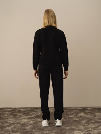 Xint Siyah Pamuk Dokulu Oversize Sweatshirt