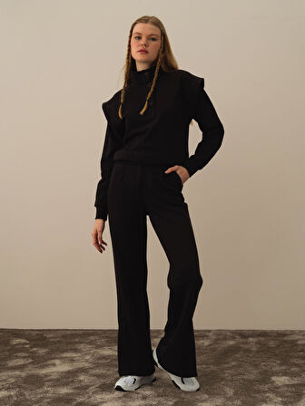 Xint Siyah Pamuk Dokulu Regular Fit Sweatshirt