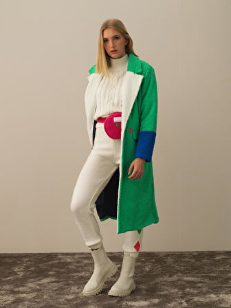 Xint Yeşil Formunu Koruyan Oversize Kaban