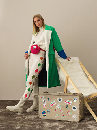 Xint Yeşil Formunu Koruyan Oversize Kaban