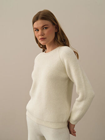 Xint Ekru Doğal Yün Dokulu Regular Fit Kazak