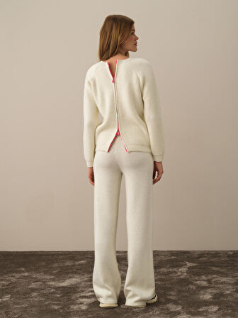 Xint Ekru Doğal Yün Dokulu Regular Fit Kazak