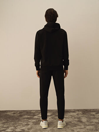 Xint Siyah Pamuk Dokulu Regular Fit Sweatshirt