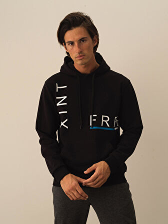 Xint Siyah Pamuk Dokulu Regular Fit Sweatshirt