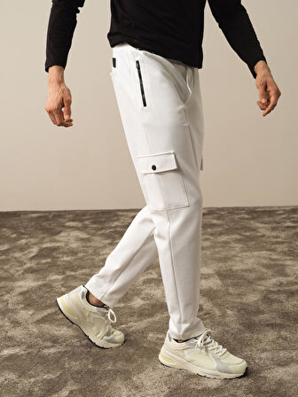 Xint Kırık Beyaz Pamuk Dokulu Regular Fit Sweat Pantolon