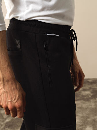 Xint Siyah Pamuk Dokulu Regular Fit Sweat Pantolon