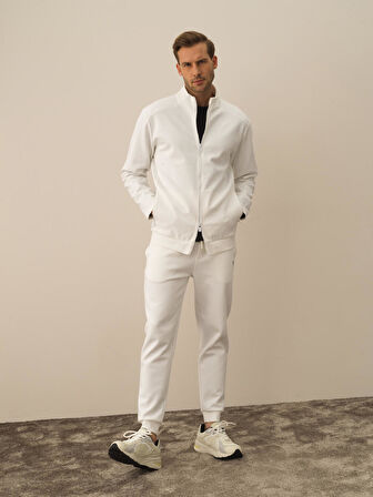 Xint Kırık Beyaz Pamuk Dokulu Regular Fit Sweatmont