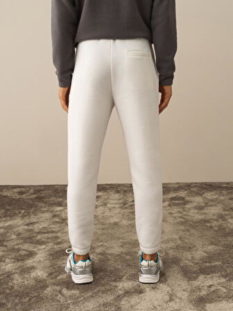 Xint Kırık Beyaz Pamuk Dokulu Regular Fit Sweat Pantolon