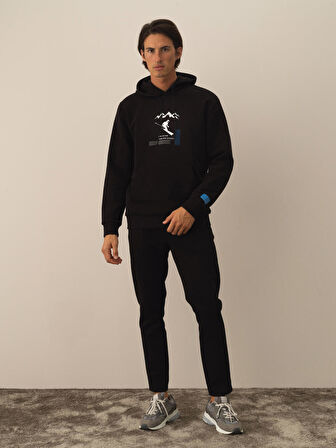Xint Siyah Pamuk Dokulu Regular Fit Sweatshirt