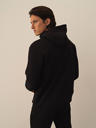 Xint Siyah Pamuk Dokulu Regular Fit Sweatshirt