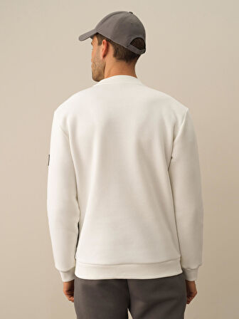 Xint Kırık Beyaz Pamuk Dokulu Regular Fit Sweatshirt
