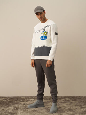 Xint Kırık Beyaz Pamuk Dokulu Regular Fit Sweatshirt