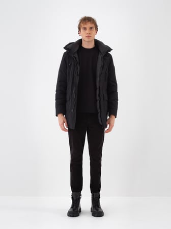 Xint Siyah Formunu Koruyan Regular Fit Mont
