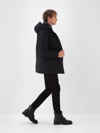 Xint Siyah Formunu Koruyan Regular Fit Mont