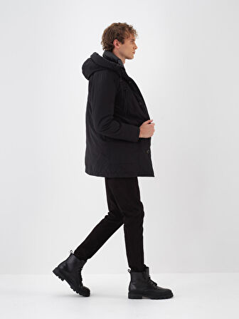 Xint Siyah Formunu Koruyan Regular Fit Mont